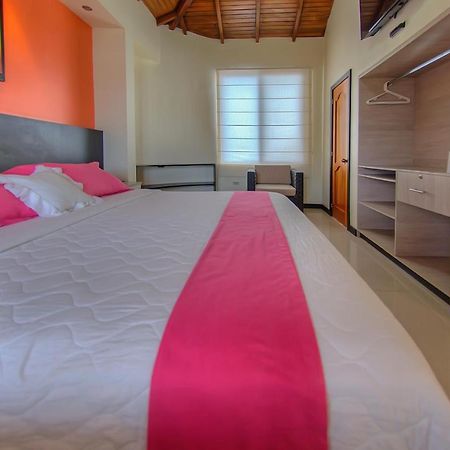Hotel San Vicente Galapagos Puerto Villamil Esterno foto