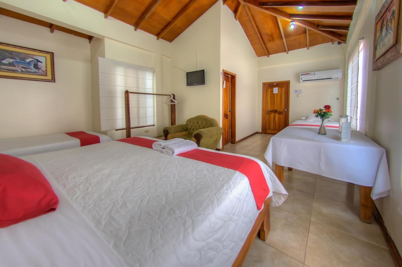 Hotel San Vicente Galapagos Puerto Villamil Esterno foto