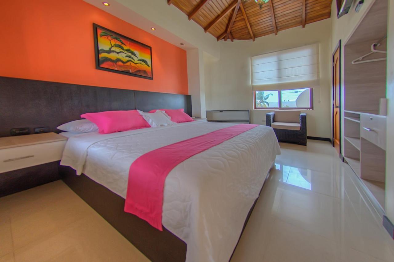 Hotel San Vicente Galapagos Puerto Villamil Esterno foto
