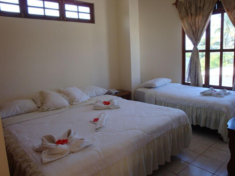 Hotel San Vicente Galapagos Puerto Villamil Esterno foto