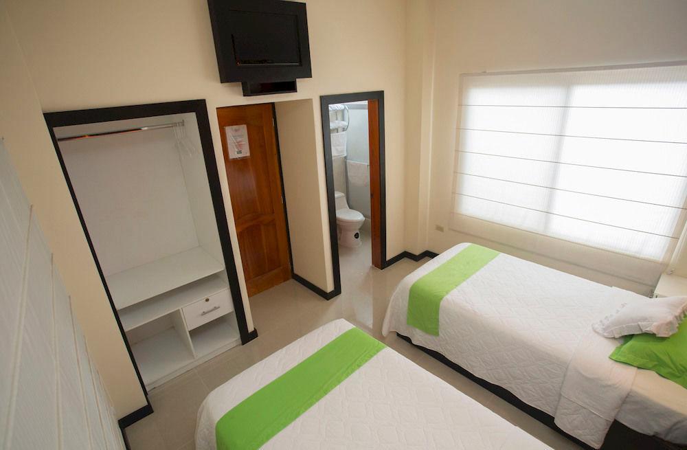 Hotel San Vicente Galapagos Puerto Villamil Esterno foto