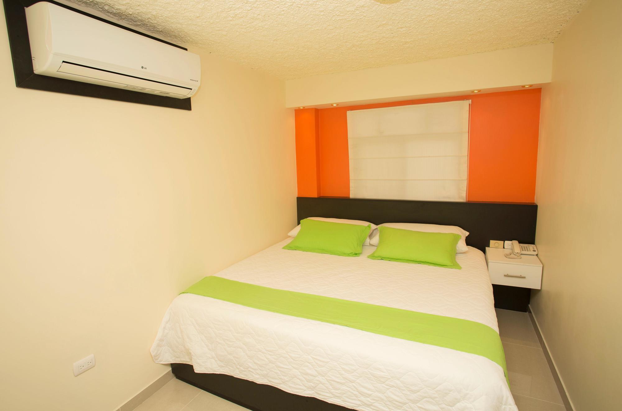 Hotel San Vicente Galapagos Puerto Villamil Esterno foto