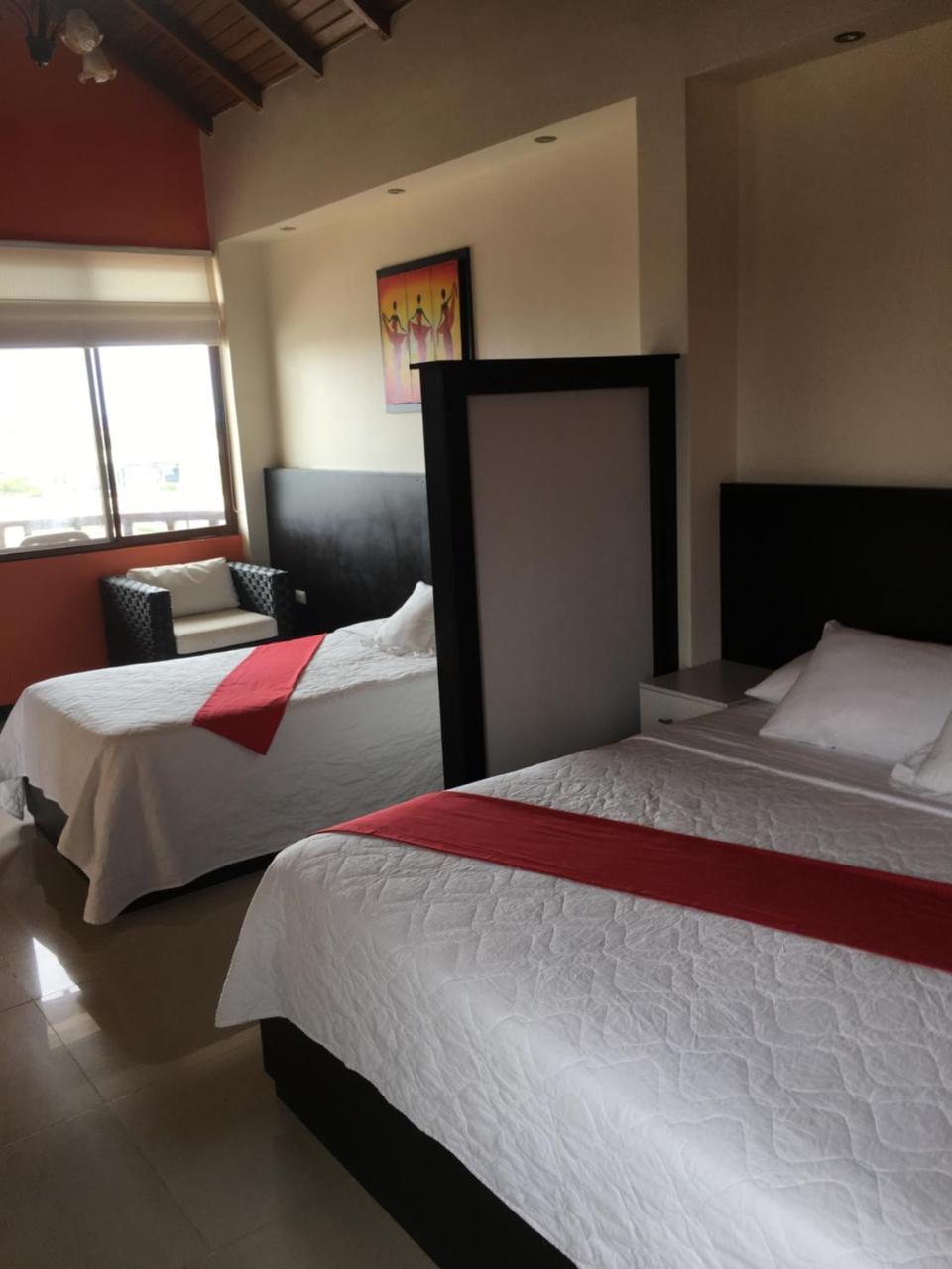 Hotel San Vicente Galapagos Puerto Villamil Esterno foto