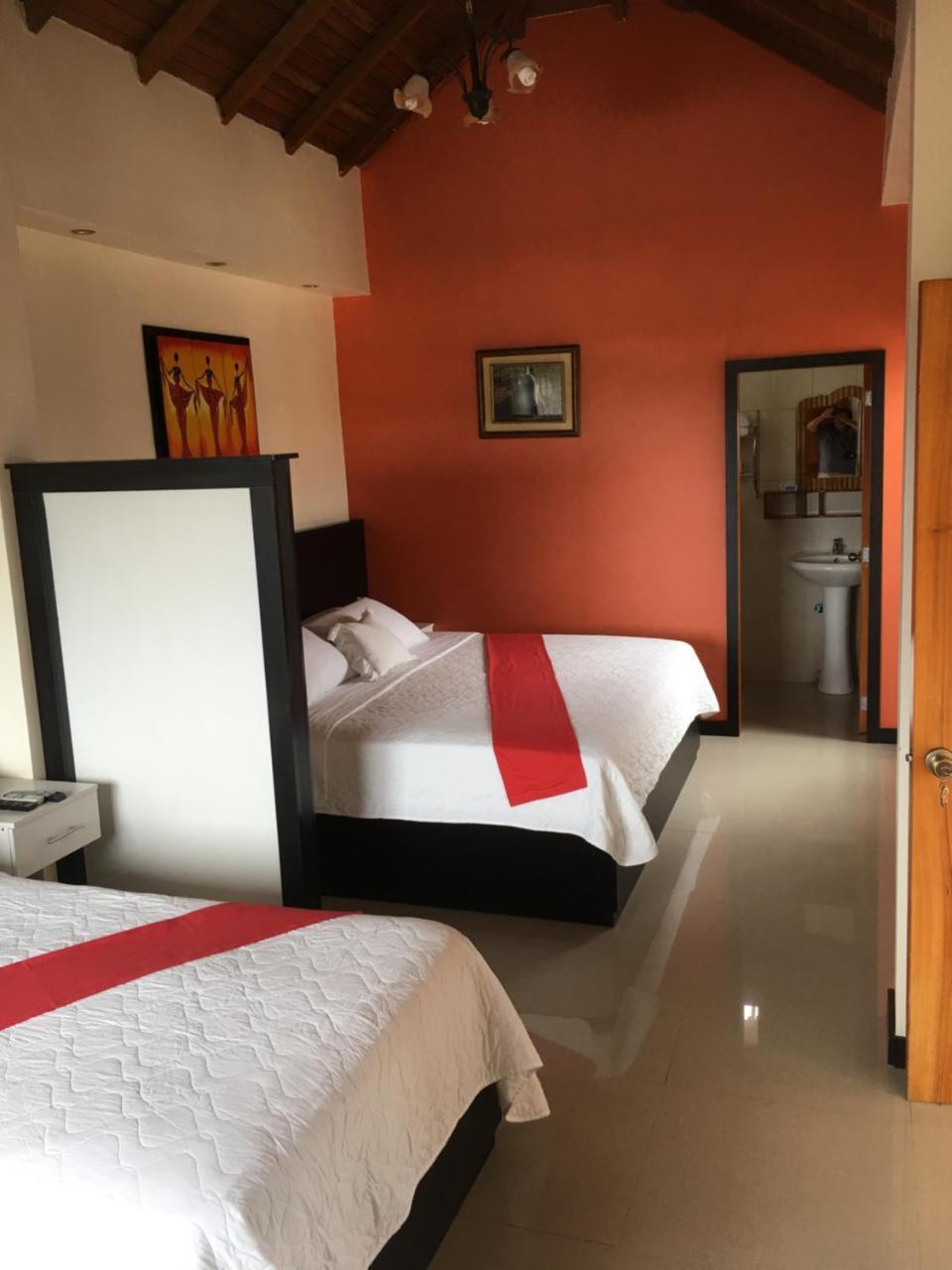 Hotel San Vicente Galapagos Puerto Villamil Esterno foto